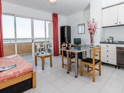 Apart-hotel El Faro By Mc 2*